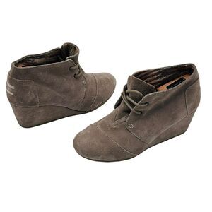 TOMS Wedge Ankle Booties Suede Leather Lace Up 710816 Womens Size 10 Beige Tan
